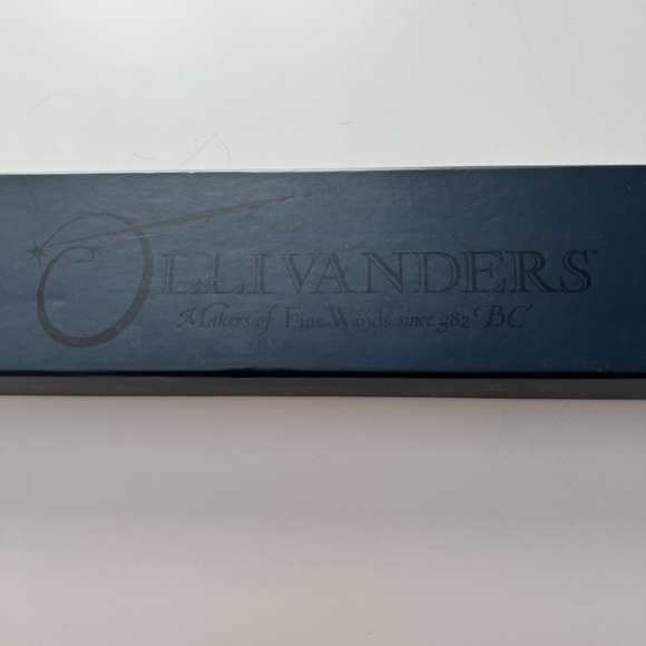 The Wizarding World of Harry Potter - Hawthorne Wand - Picture 4 of 7